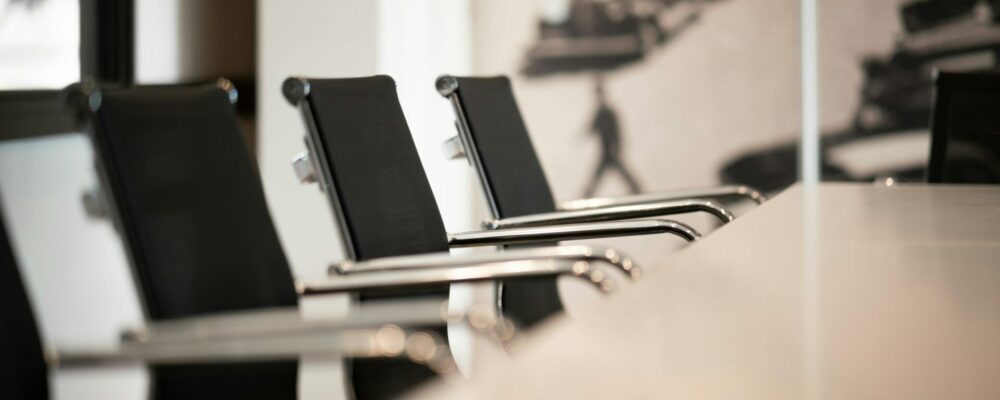 michael-fousert-RNsKphkdBTk-unsplash